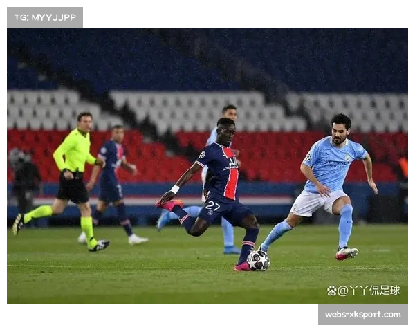 巴黎市政府检查王子公园球场，为欧冠淘汰赛做准备。