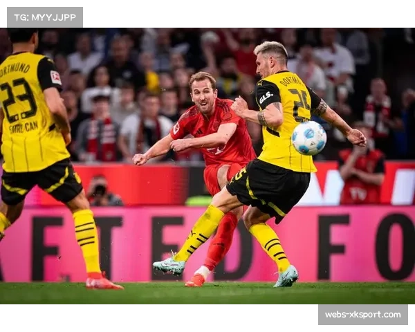 《踢球者》战术分析:拜仁vs多特,或成边翼卫角色定义之战 《踢球者》战术分析:拜仁vs多特,或成边翼卫角色定义之战